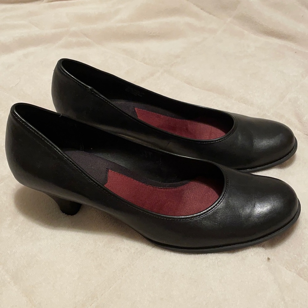 Aerosoles 2” Black Tincel Heel